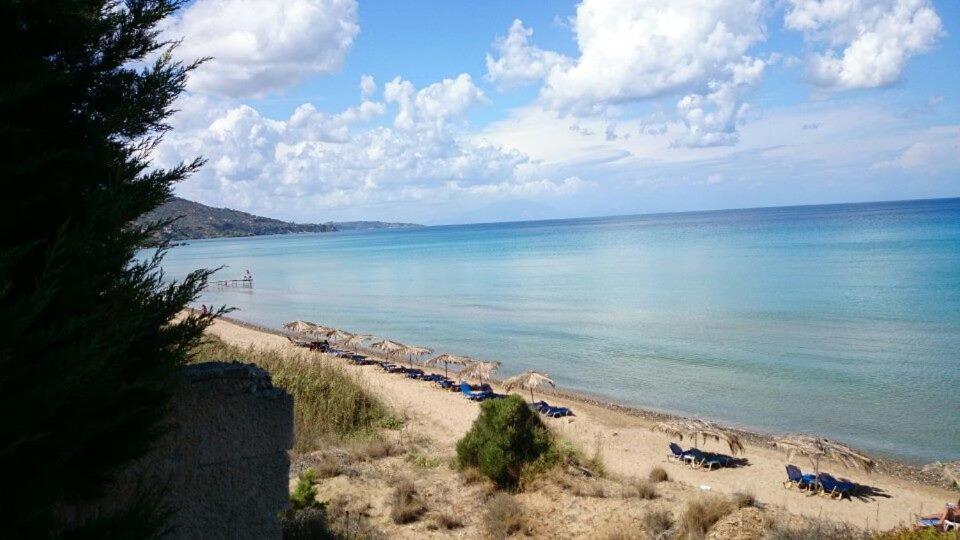 Stamiris Beach Hotel Vasilikí Exteriör bild